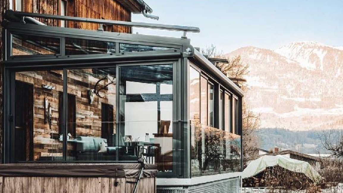 Zimní zahrady na míru od Hezkého stínu - kompletní řešení od návrhu po montáž