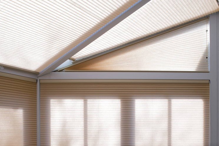 Žaluzie v oknech s atypickým tvarem