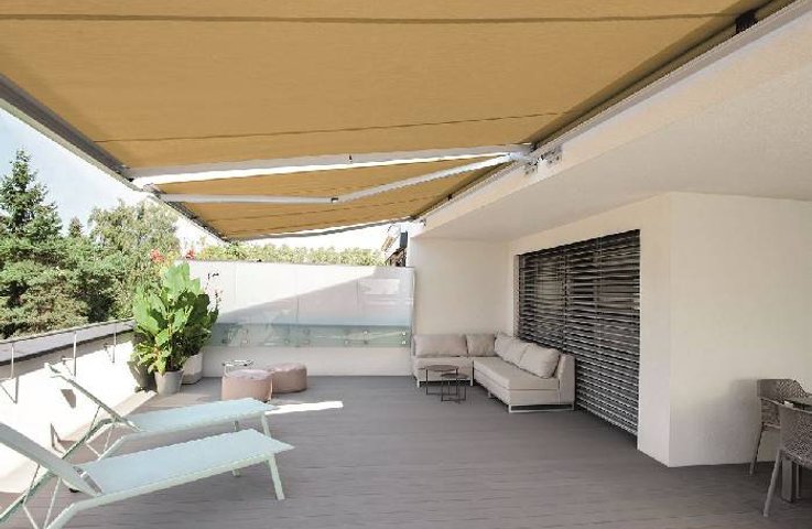 Kazetové markýzy: stylová ochrana terasy i balkonu