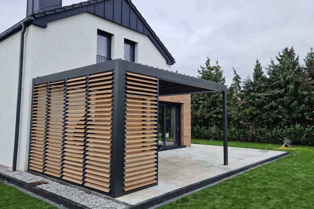 Detail dřevěných lamel