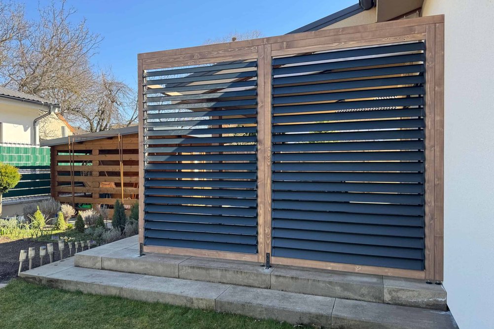 Detail hliníkových lamel