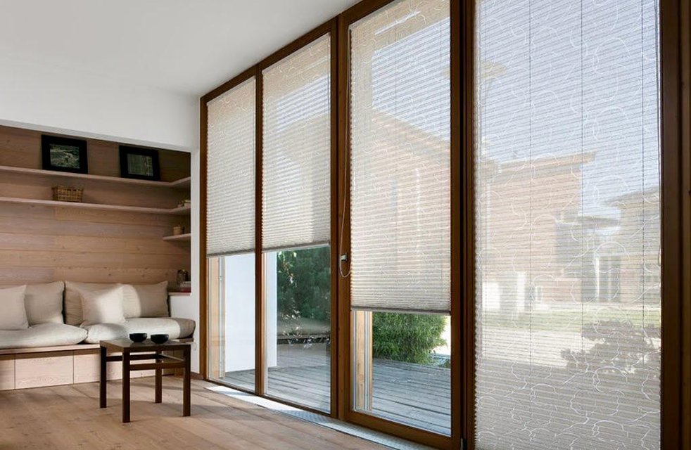 Elegantní plisé žaluzie pozvednou vaše bydlení na novou úroveň elegance a stylu