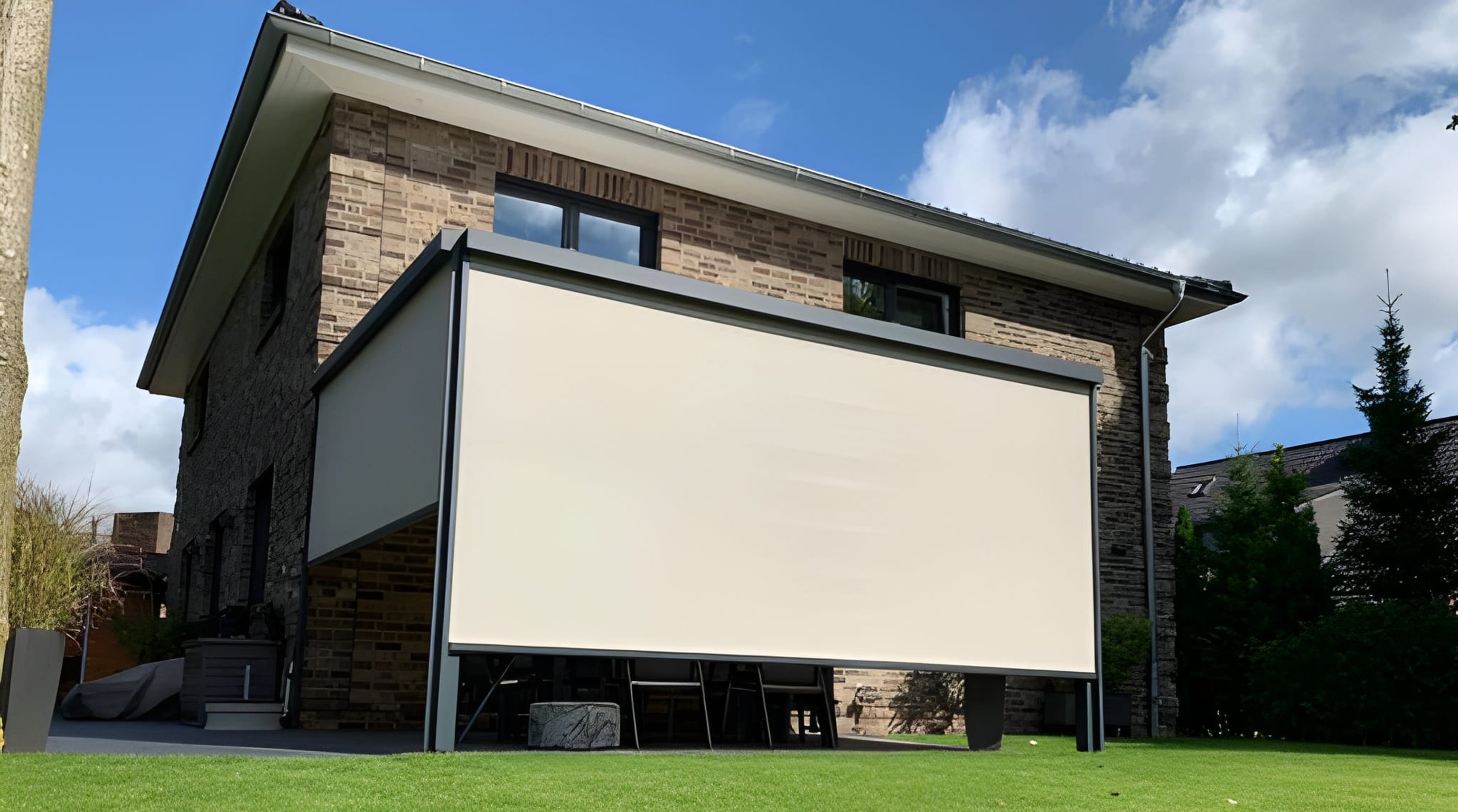 Pergola se screenovými roletami